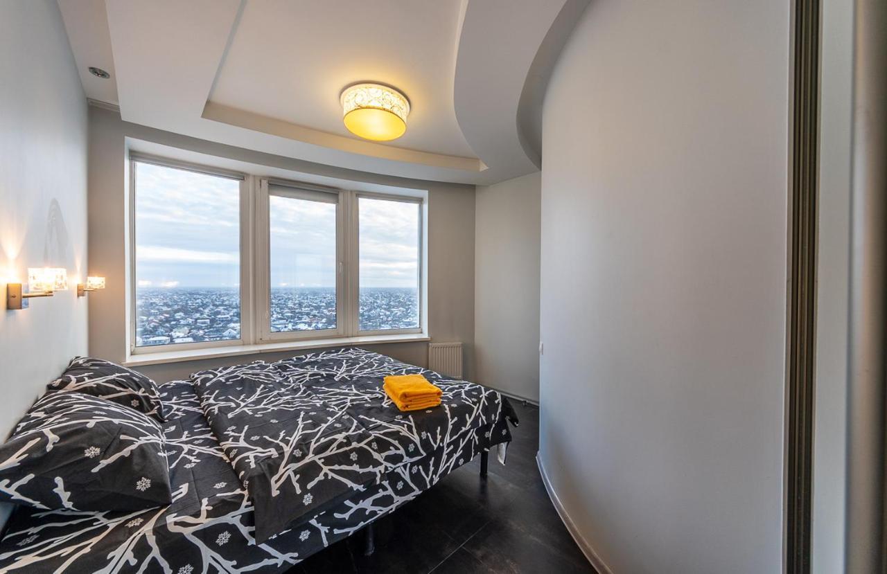 Luxury Apartment, Dniprovska Embankment26, Sokorki Kiev Extérieur photo